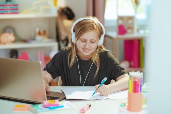 How To Develop Effective Learning Habits Through Online Education